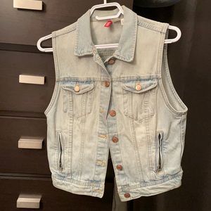 H&M Divided light blue denim jacket